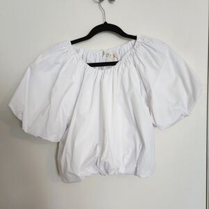 [Pick 2 items for $8!] La Ven White Puffy Top Size XS